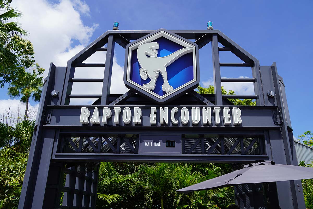 Raptor Encounter character meet and greet at Jurassic at Universal Orlando.