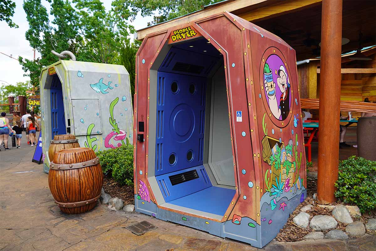 People Dryers After Water Rides inside Islands of Adventure.