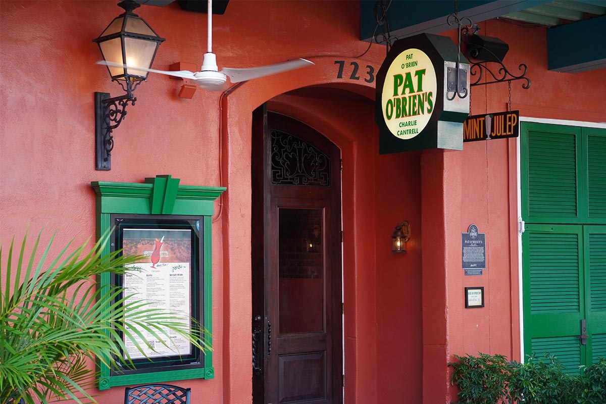 Pat OBriens Bar at CityWalk.