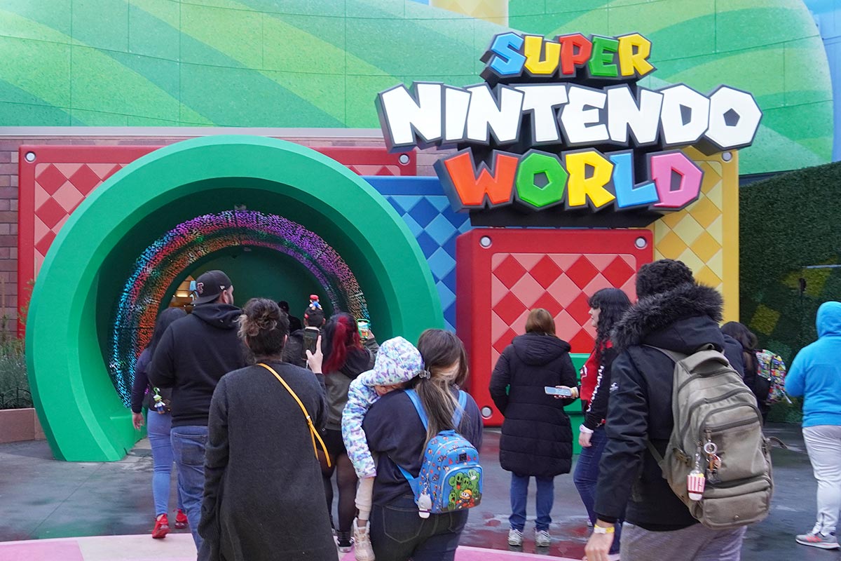 Super Nintendo World at Universal Studios Hollywood - The Ultimate Guide